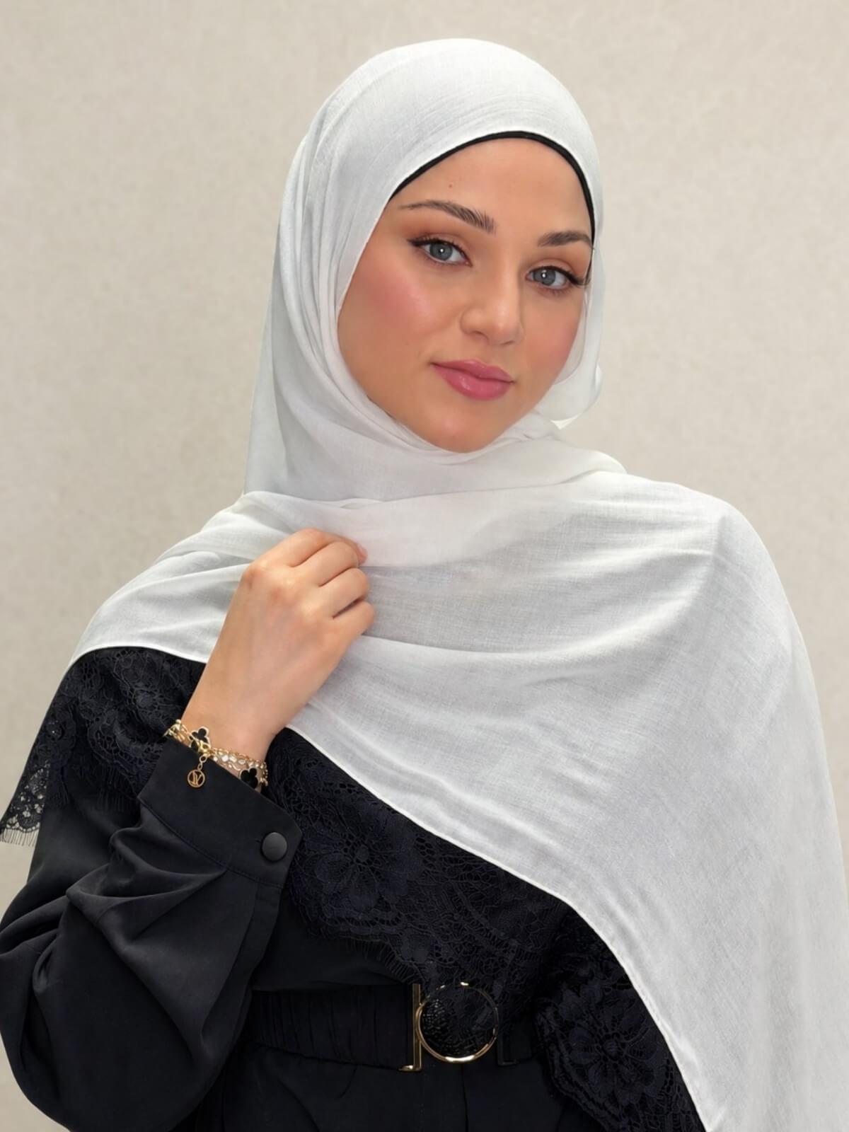 Lace Cotton Modal Hijab-Soft Pearl