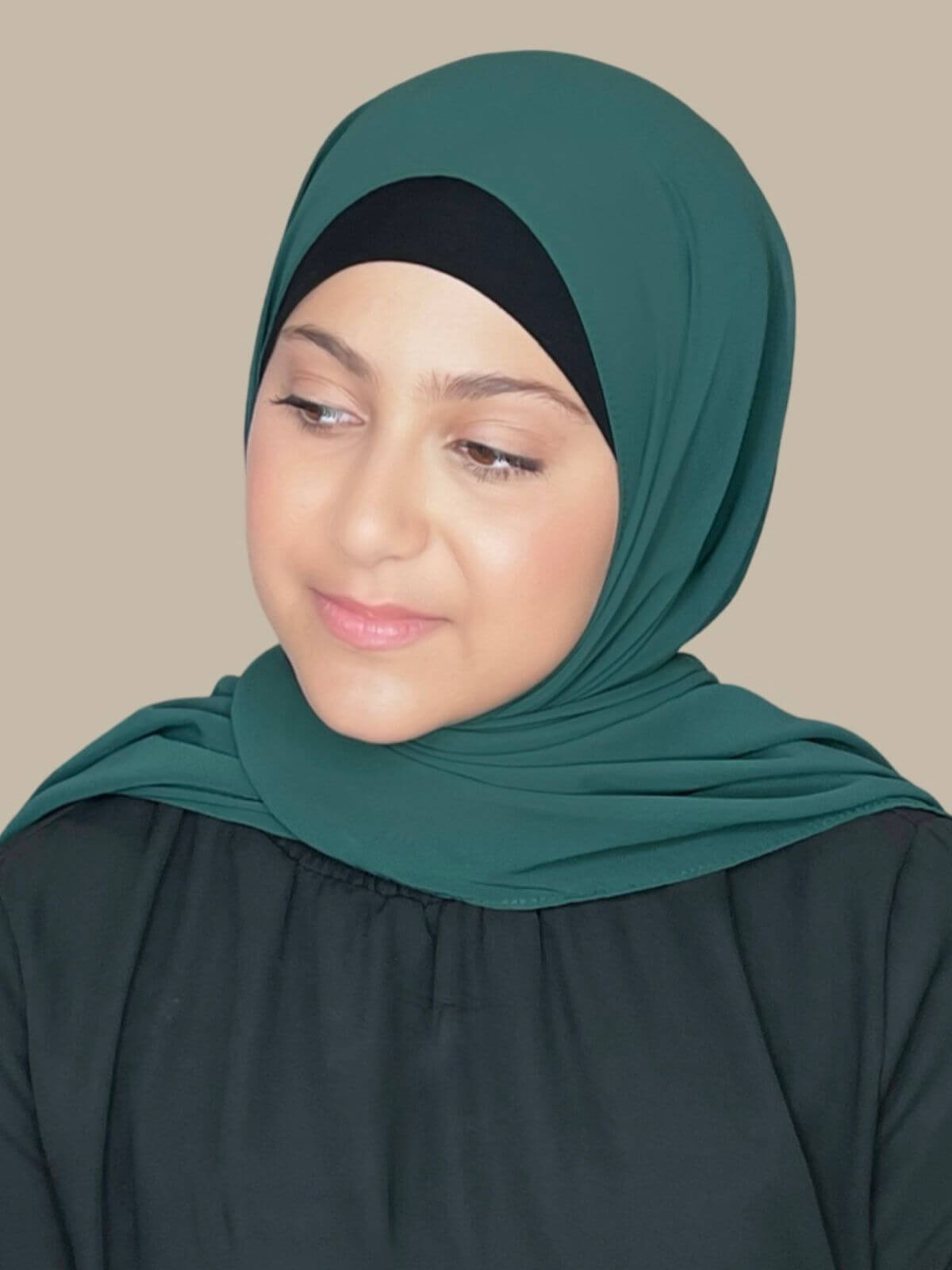 Modish Girl luxury chiffon Hijab-Deep Green (FINAL SALE)