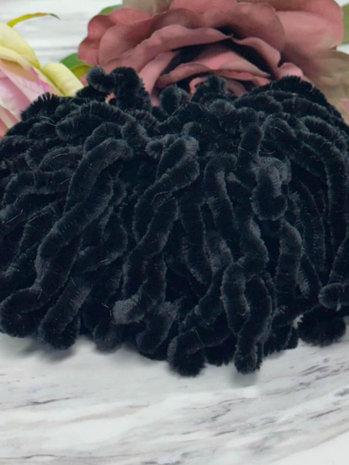 VOLUMIZING SCRUNCHIE